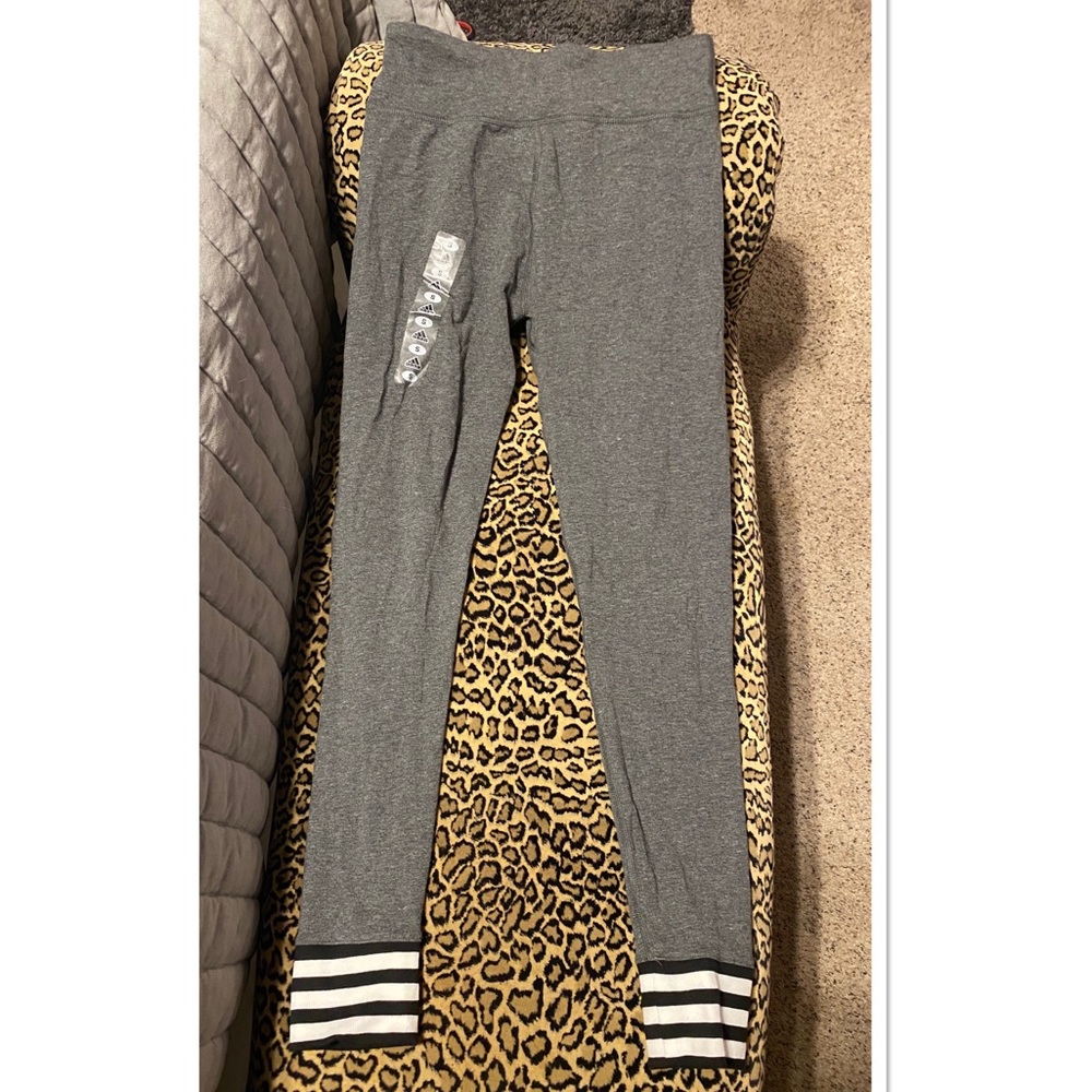 Women’s Adidas leggings